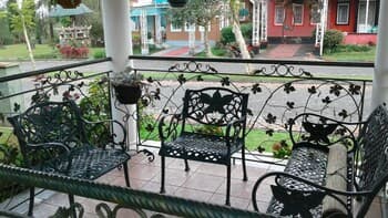 Villa Kota Bunga Anyelir