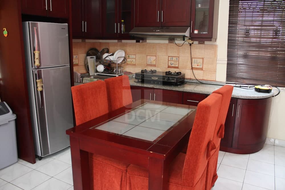 Villa Kota Bunga Peony