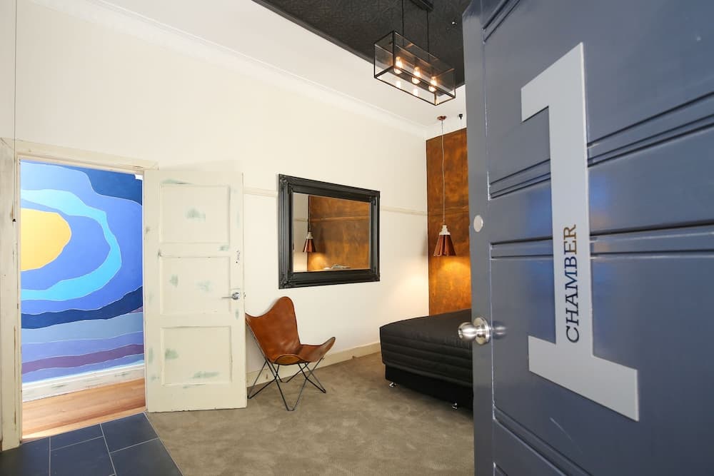 Indulge Apartments -The Urban Collection