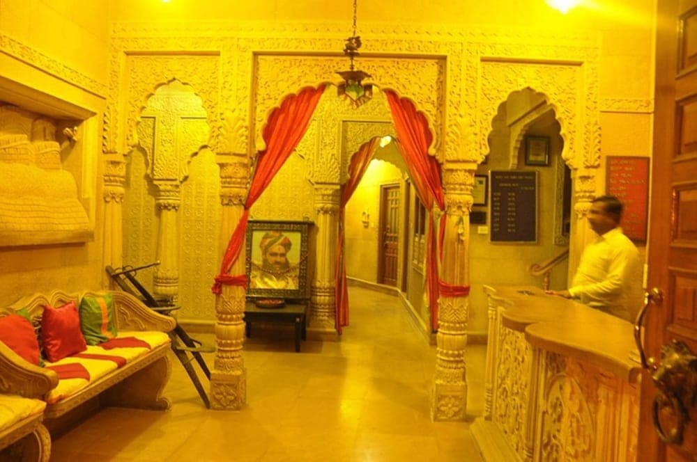 Hotel Lal Garh Fort And Palace