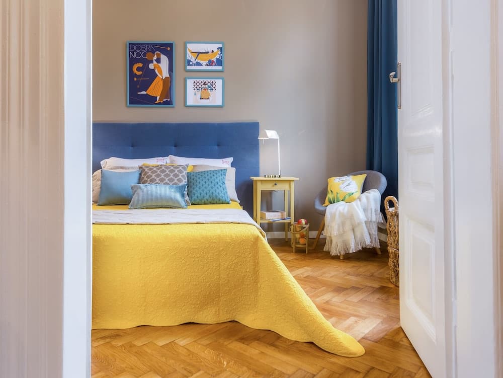 Fragola Between Old Town and Jewish Quarter