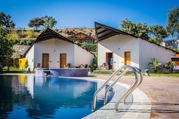 Bamboo Saa Resort & Spa