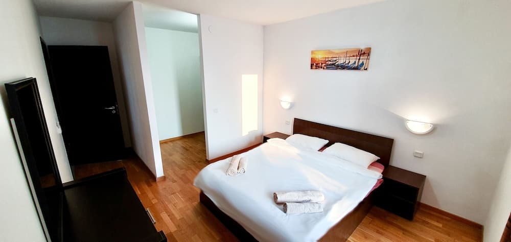 Monaco Grand Apartments By CityBookings