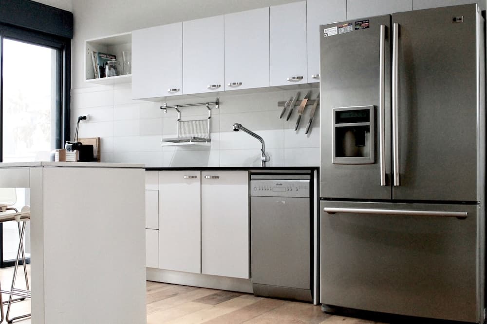 Stunning Duplex Near the Sea