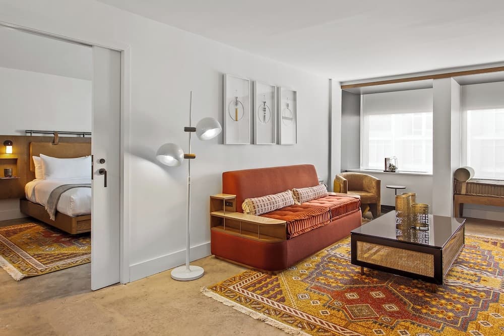 Yours Truly DC, Vignette Collection by IHG