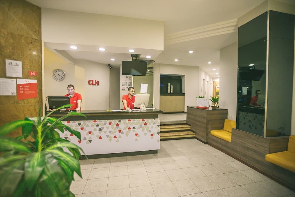 CLH SUITES Copacabana Domingos Ferreira