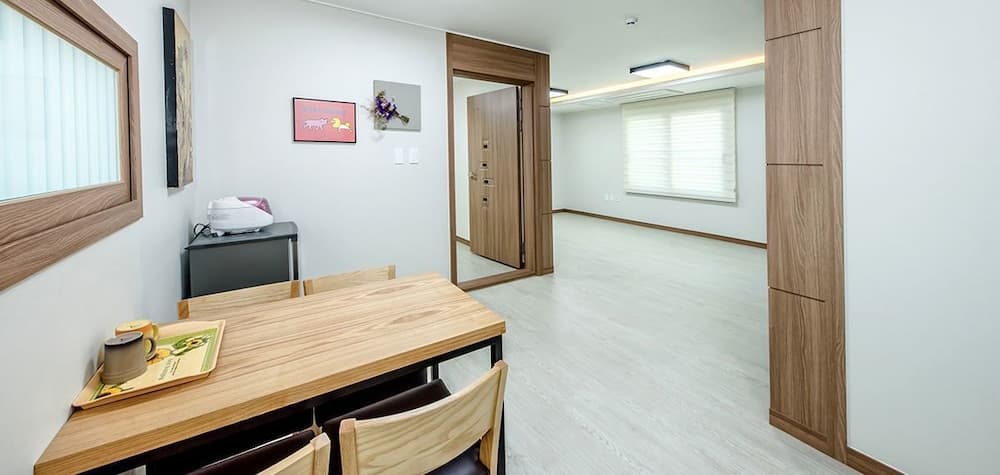 Holkae House - Hostel