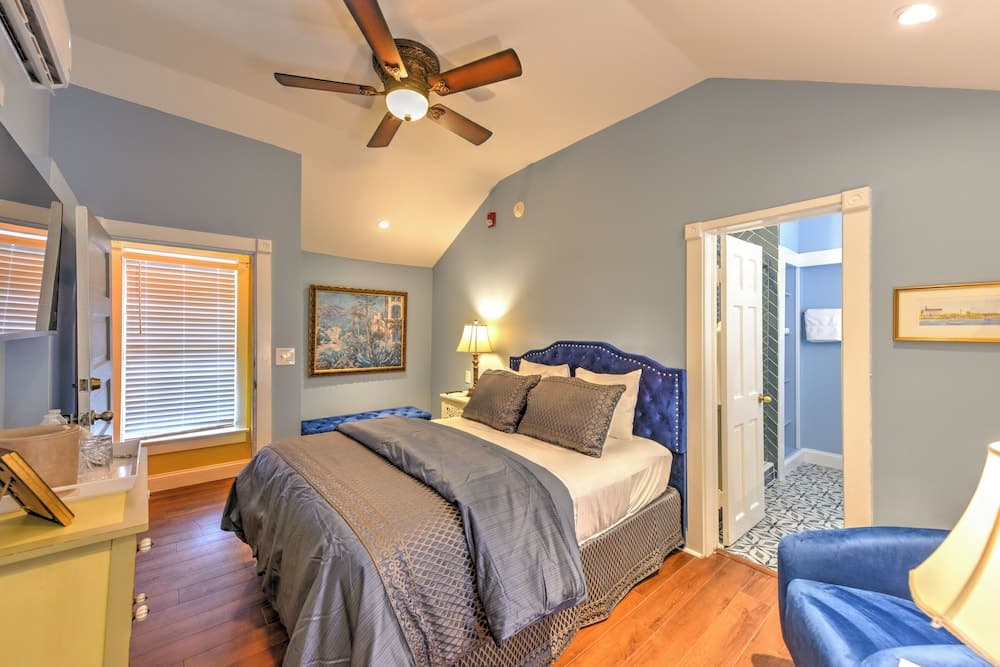 Casa De Solana Bed & Breakfast