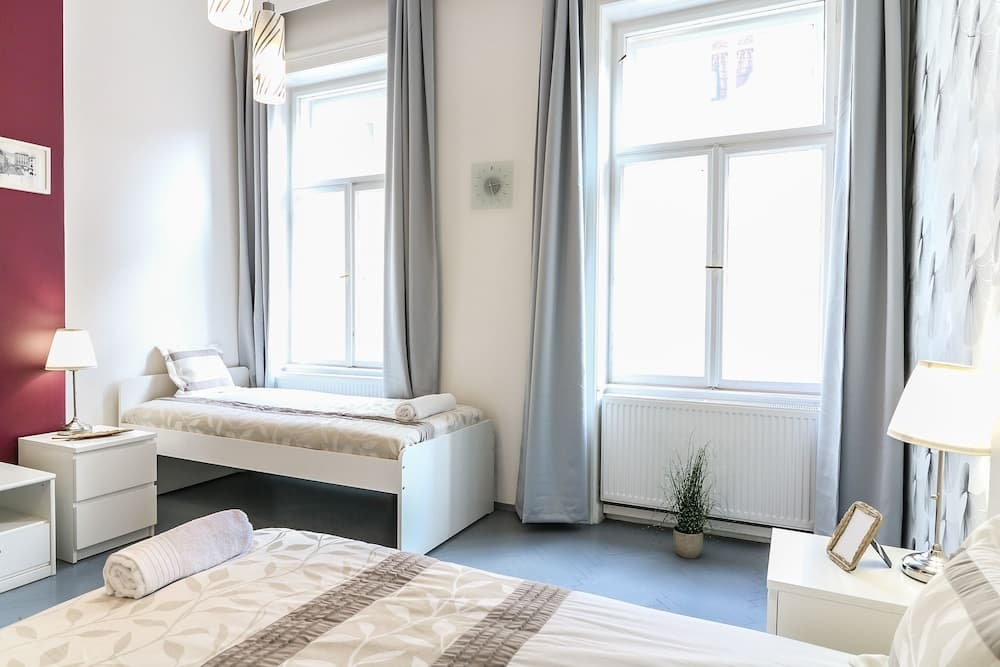 Real Apartments Hegedu