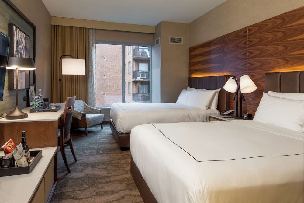 The Porter Portland, Curio Collection by Hilton