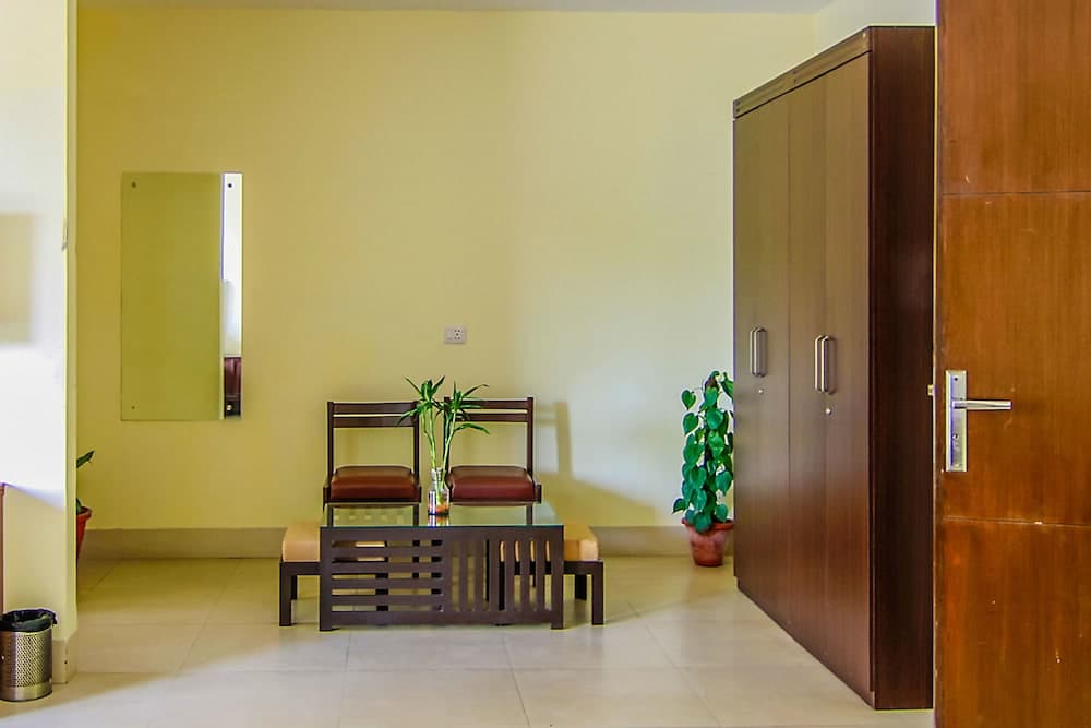 Hotel Mayarch Premium