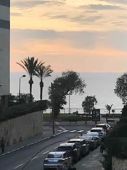 The Seasons Beach Design Studio Sea View