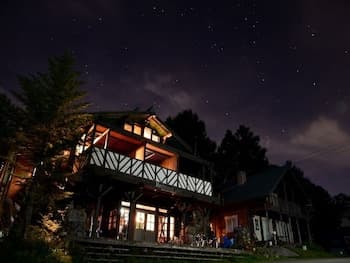 Spa Lodge Redwood Inn