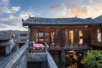 Blooming Island Baisui Yuan