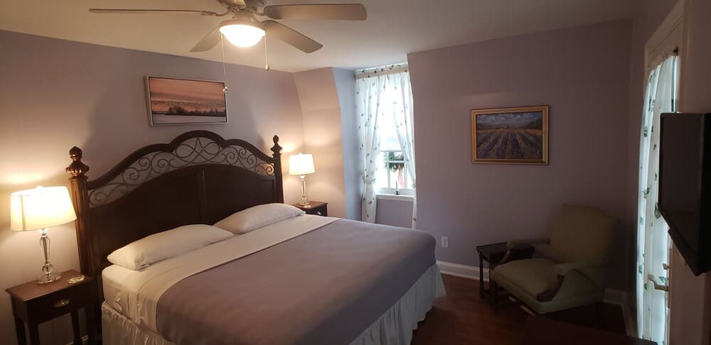 Miller-Dunham House Bed & Breakfast