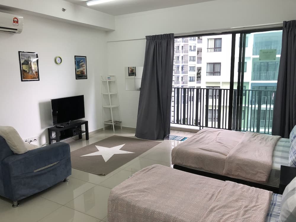 I-City I-Soho Chamey Homestay Condo