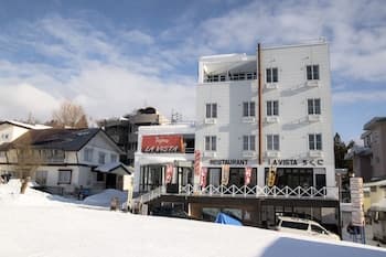 La Vista Hotel - Stay on the Slopes