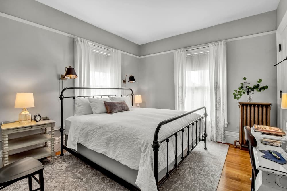 InnBuffalo off Elmwood