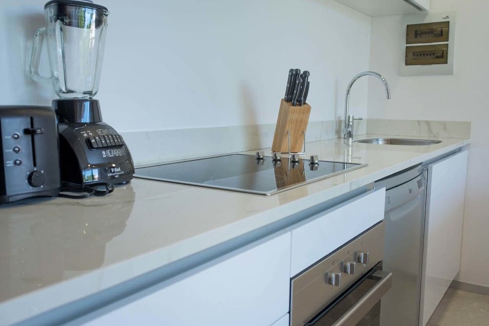 Menesse 32 102 by Mikitito Rentals