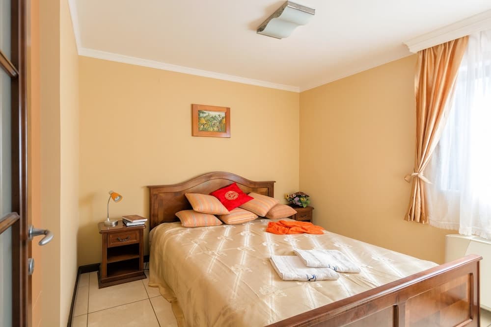 Aparthotel Villa Lav