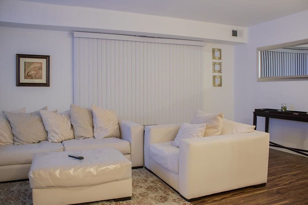 Upscale Condo Private Room