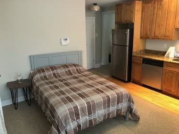 1131 D Street Suites