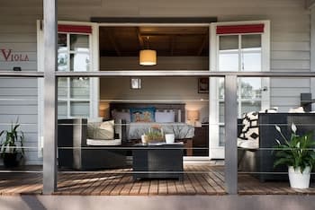 Viola at Hepburn Springs