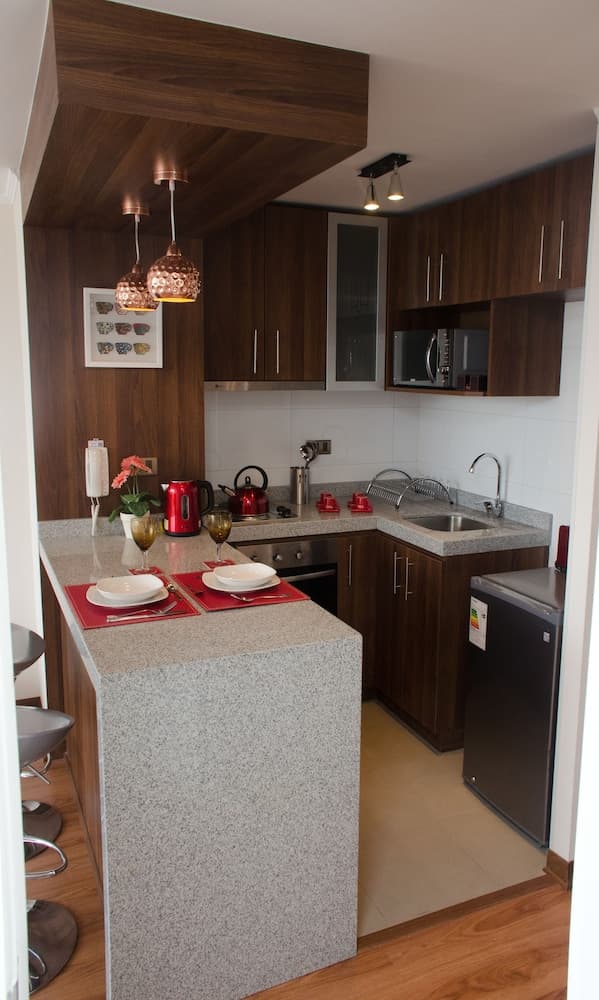 Community Suites & Apartaments