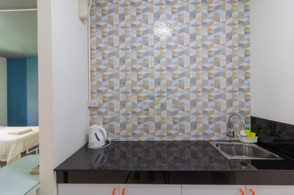 Baansuanprannok Hotel