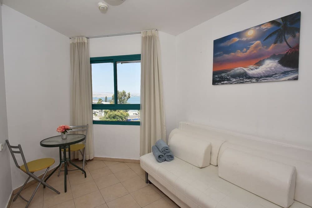 Family Vacation by Kinneret All Comforts