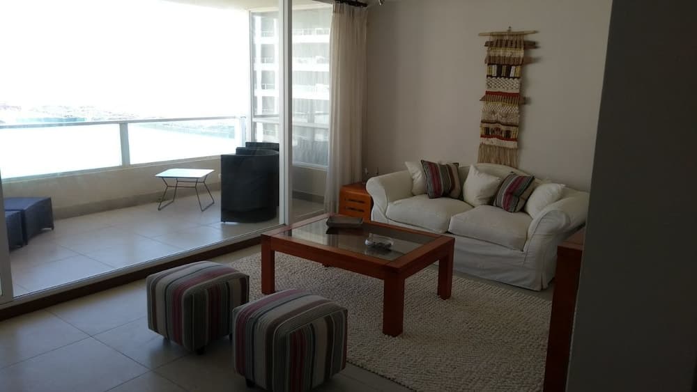 Depto. Av Pacífico Laguna del Mar