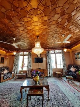 Luxury Inn Badyari Palace Houseboats