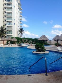 Apartamento ZH 607 by Sinbad