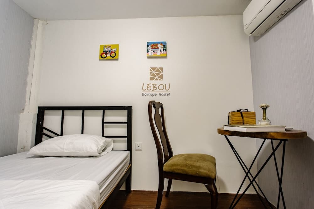 Lebou Boutique Hostel