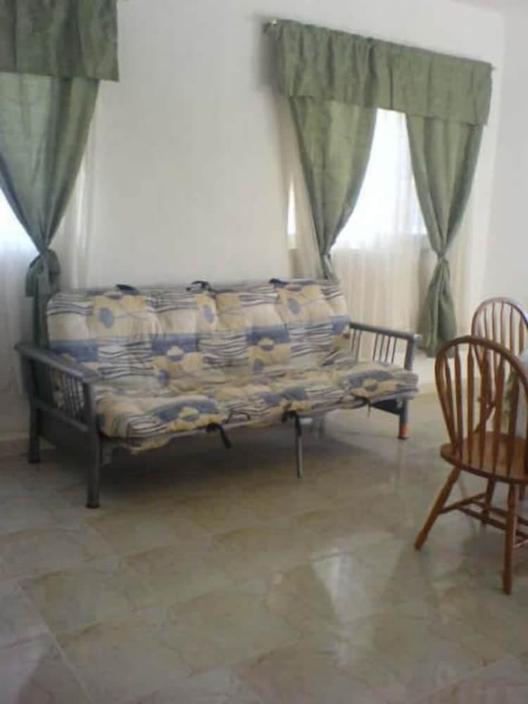 Casa en PlayaDelCarmen 510 by Sinbad