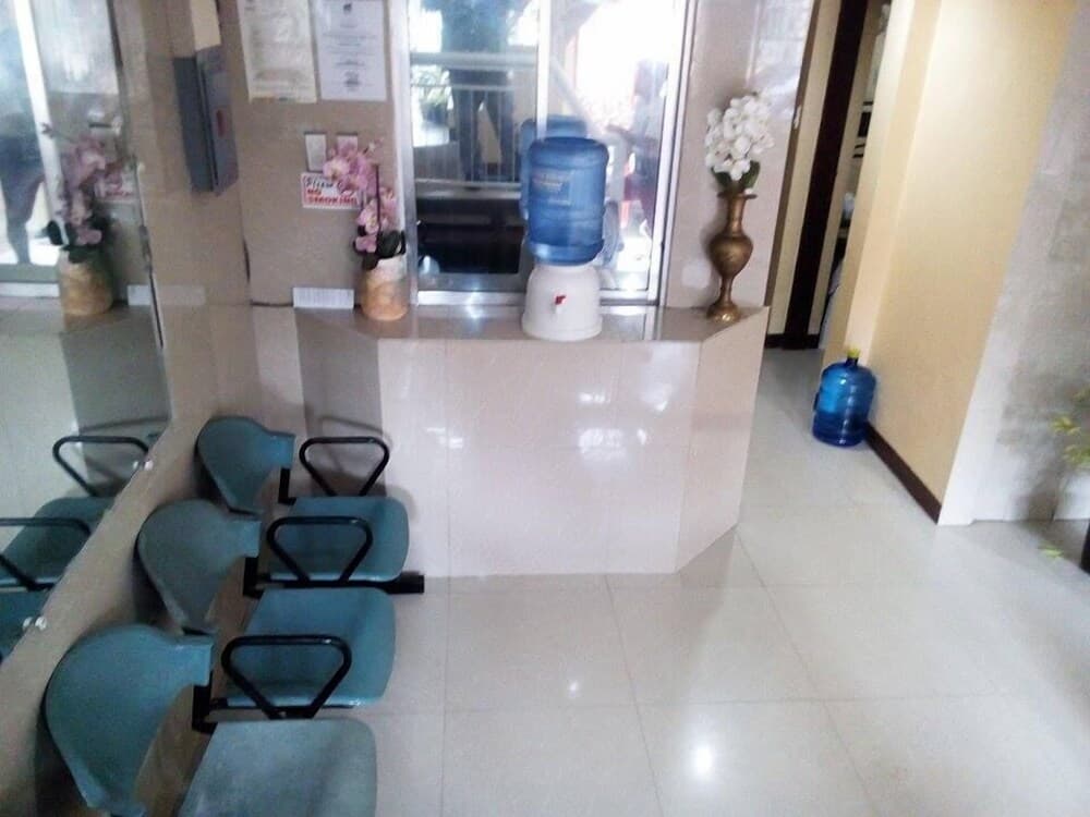 Garces Budget Apartelle