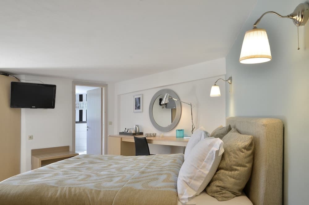 Forest Suites Boutique Hotel