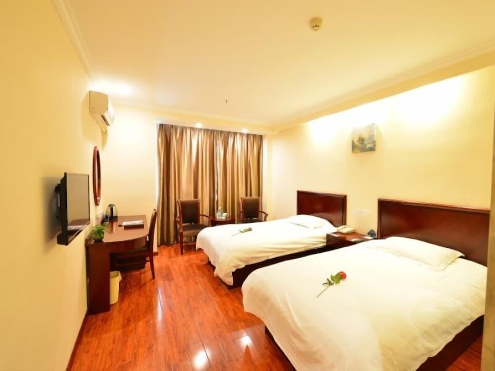 GreenTree Inn WuXi DongTing Leather City Express Hotel