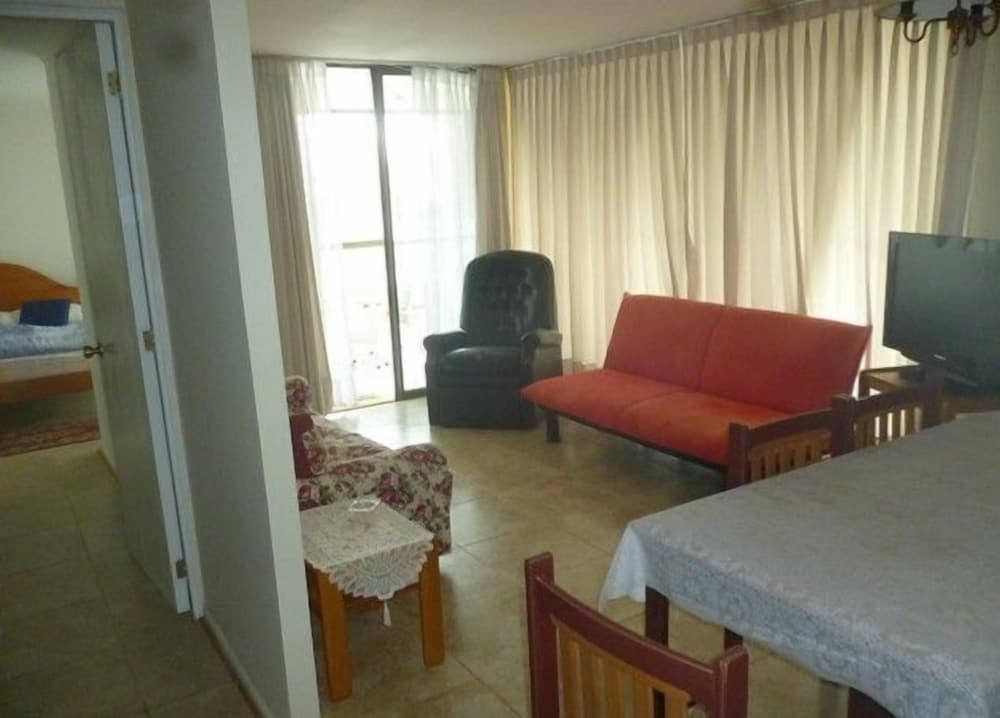 Depto Centro Algarrobo 1029