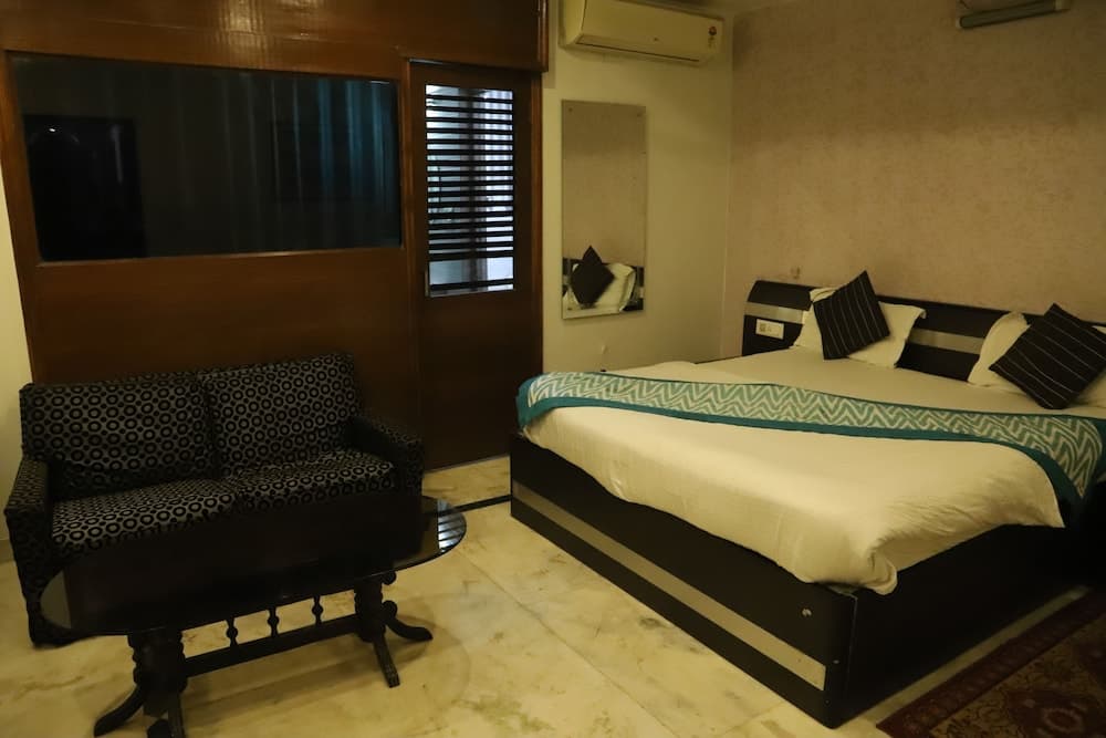 Airport Hotel Delhi Aerocity Inn
