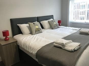 The L1 Rodney St Rooms