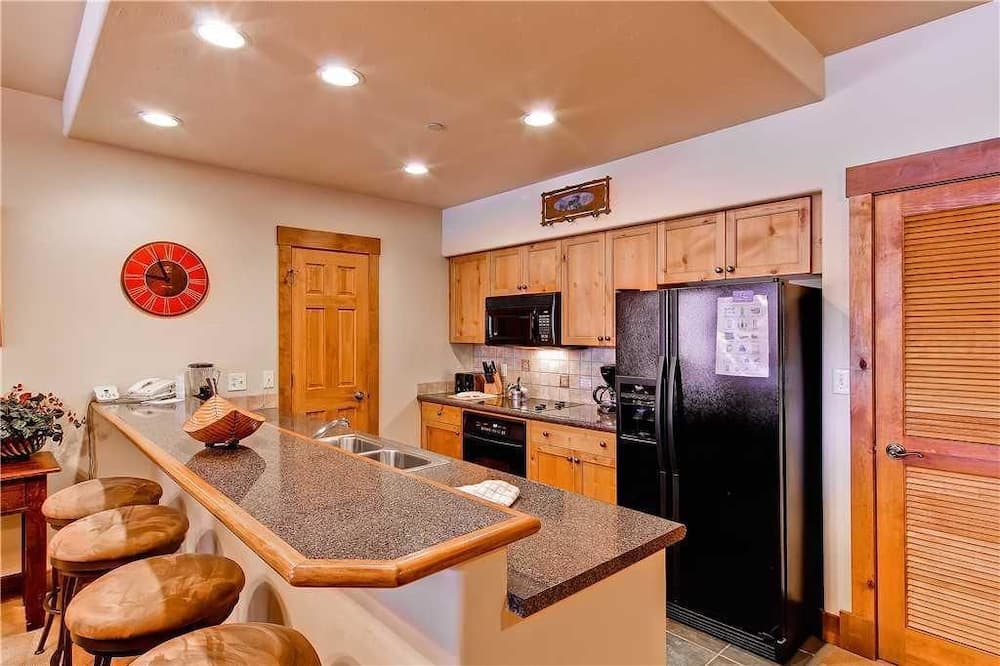 Tl2202 Beautiful Mountain Home Winter Specials!