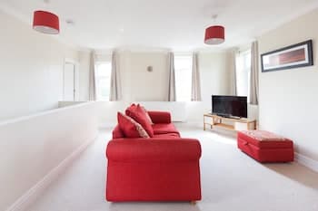 Toothbrush Apartments - Ipswich East - Cauldwell Ave