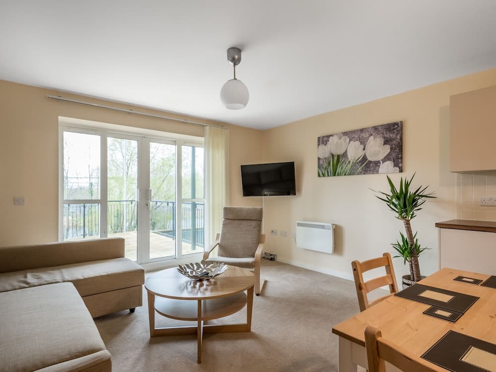 Luxury 2 Bed Riverside