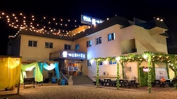 gangneung fall guesthouse - Hostel