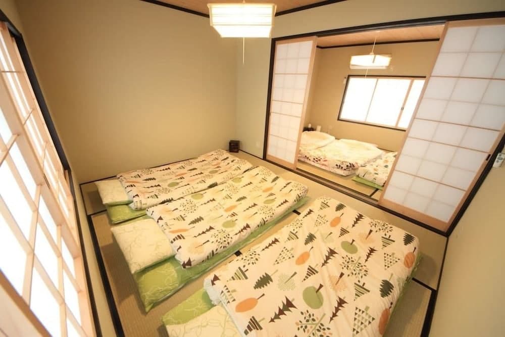 Raku Hoshi Nijo Castle