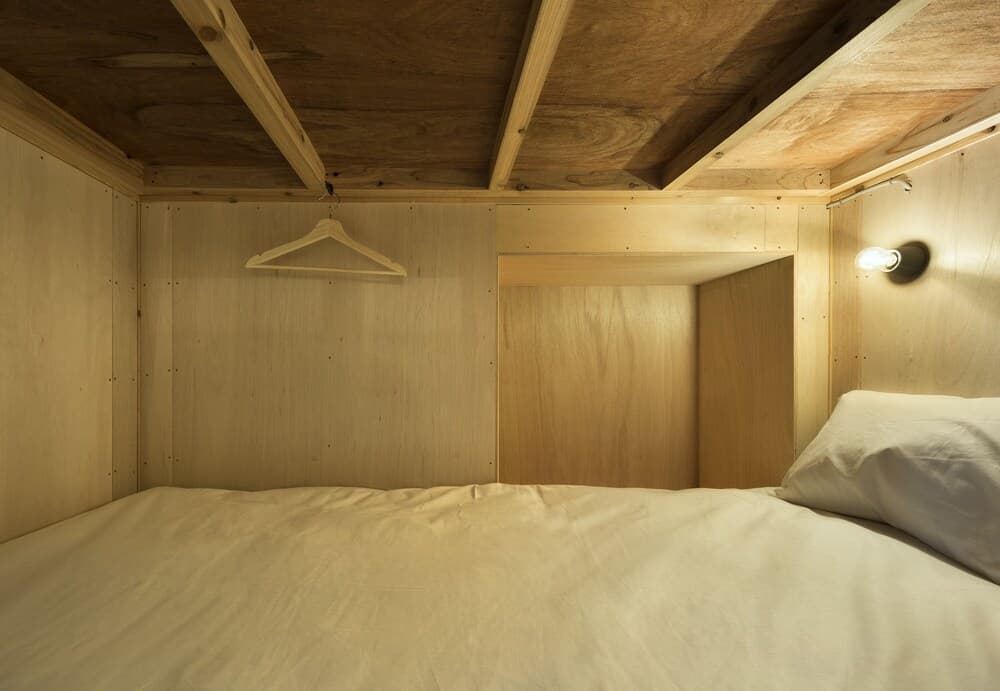 Common de - Hostel & Bar -