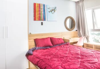 Riverside Apartment in Monarchy Apartment