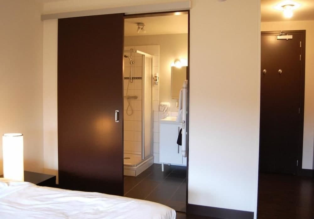 Bar-Bistro-Hotel DOK