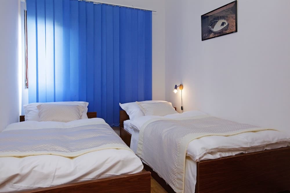 Rose Garden Apartments